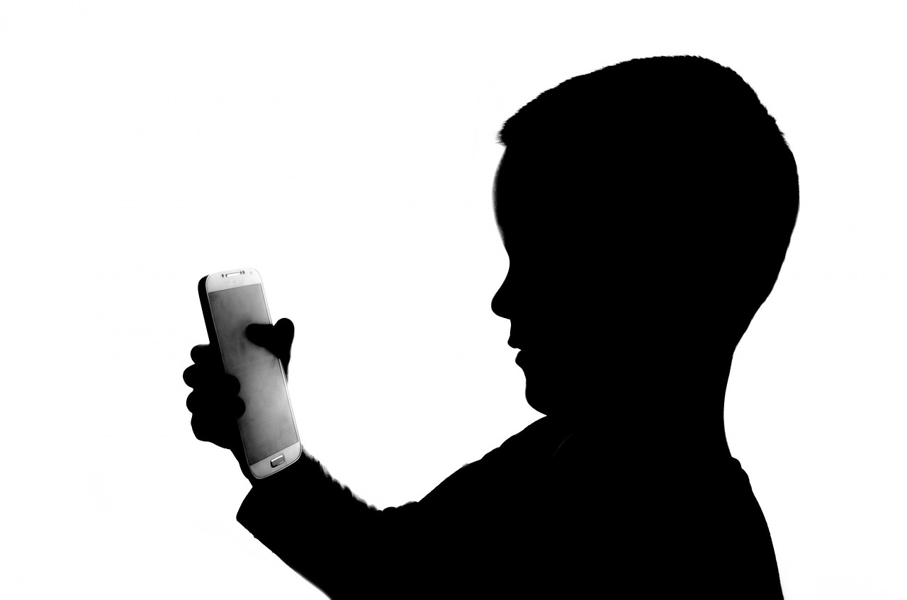 孕妈供卵生的宝宝多大可以趴着练抬头（孕妈供卵生的宝宝多大可以趴着练抬头视频）