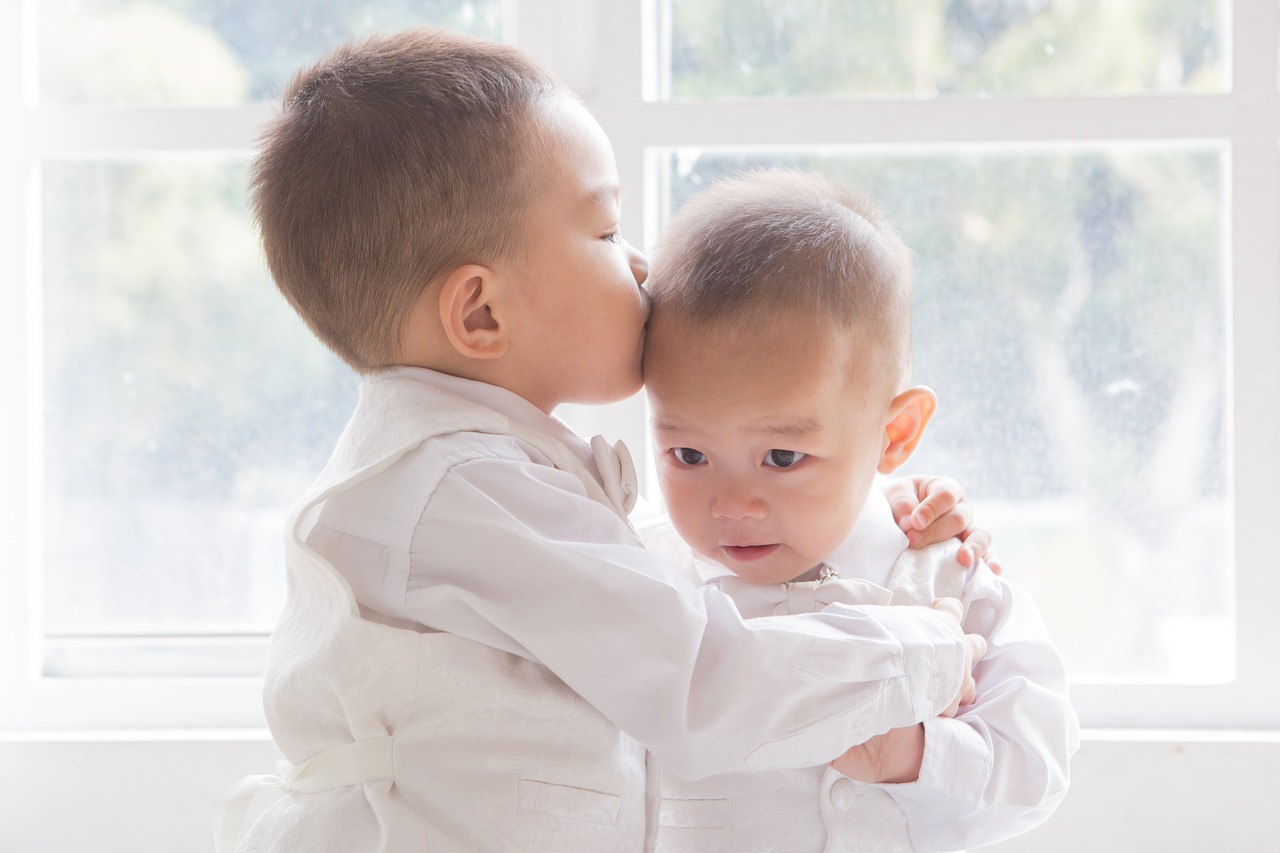 孕妈供卵生的宝宝百日宴父亲致词（孕妈供卵生的宝宝百日宴父亲致辞）